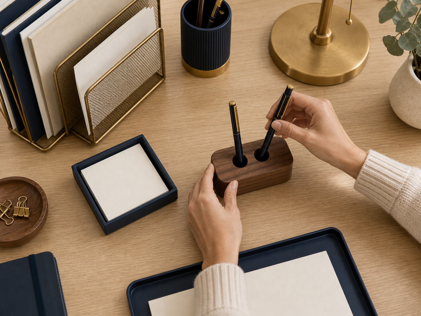 mayes orbitlattice stationery about